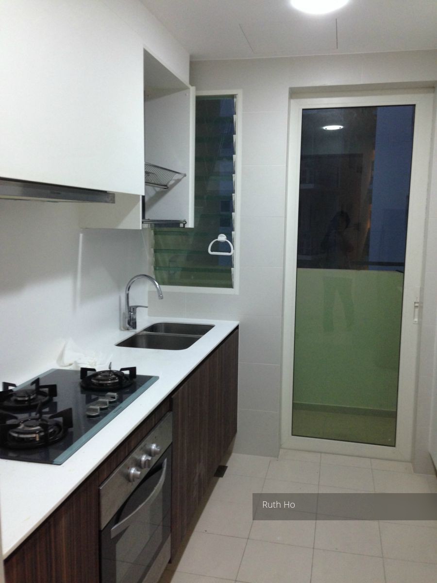 Vacanza @ East (D14), Condominium #107765782